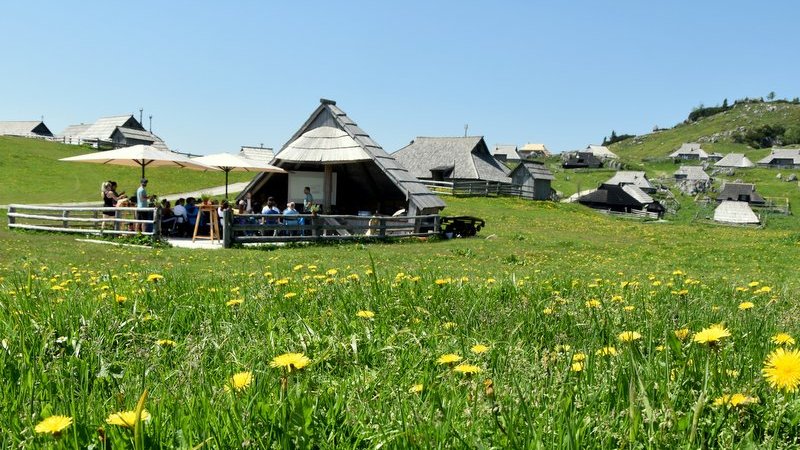 Zakaj bi morali imeti poslovni sestanek zunaj domačih pisarn?